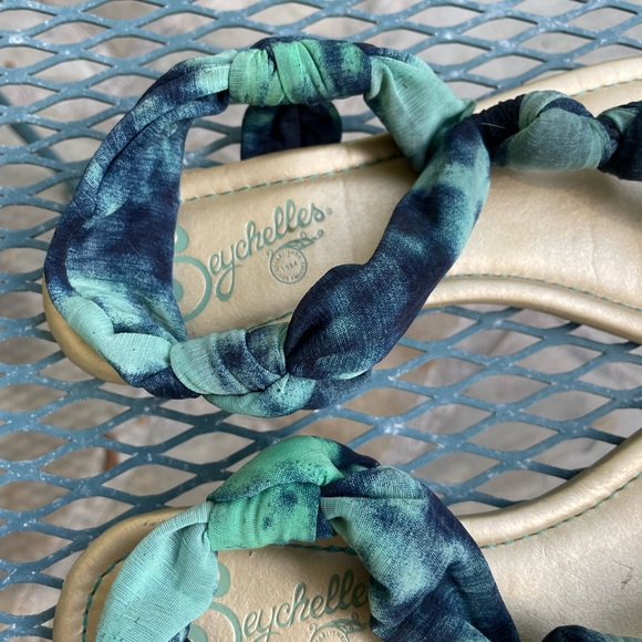 Seychelles tye dye  sandals - Picture 3 of 11
